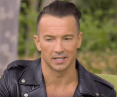 Hillsong's Carl Lentz: Reform Is Needed But Church Should Show Love to Refugees