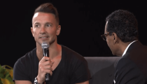 Pastor Carl Lentz Warns Against Reading Books Promoting 'Dysfunctional' Ideas About Sex