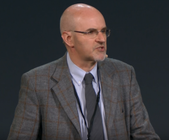 Italian Evangelical Pastor Claims Pope Francis Wants to 'Dismantle Protestant Reformation'