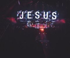 Is Hillsong's 'What A Beautiful Name It Is' Heretical? Reformed Pastor Responds