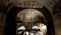 1,600-Y-O Christian Frescoes Unveiled in Roman Catacomb Reveal Move From Paganism to Jesus 