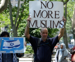 Peaceful Muslims Make Good Neighbors, America Should Welcome Them
