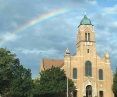 Ind. Church Responds to Claim It Banned Girl From First Communion Over Wearing a Suit