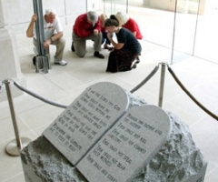 Religious Freedom Expert: Roy Moore a Harmful 'Misguided Advocate'