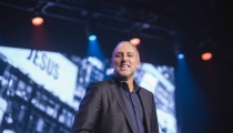Hillsong's Brian Houston Says Belief of Biblical Marriage Won't Change After Australia's 'Yes' Vote
