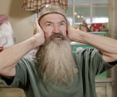 Duck Dynasty's Phil Robertson Compares People Who Won't Say 'Merry Christmas' to Jews Who Denied Jesus