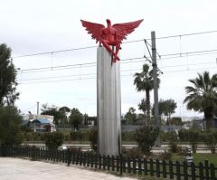 Protesters Destroy Red 'Lucifer' Statue in Greece