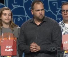 Kids Are '1 Caring Adult Away From Being a Success Story,' Fmr. Foster Child Tells Orange Conference