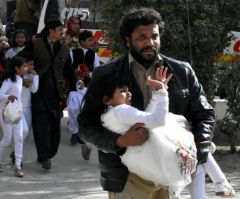 Mob of 50 Muslims Beat Christians Protecting Pakistani Church, Break 10-Y-O Boy's Arm