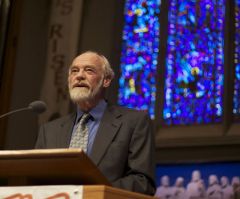 Author of 'The Message' Bible Eugene Peterson Dies at 85