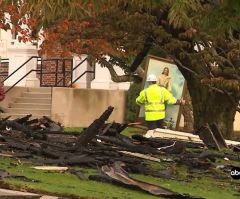 Jesus Painting Survives Hellish Fire That Destroys Church; 'Faith Is In Resurrection,' Pastor Says