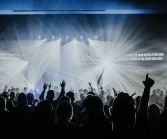 The Holy Spirit's work in worship: Extraordinary experience or disciplined formation? 