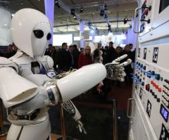 Love your AI? Artificial intelligence and moral agency