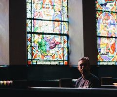 After a crisis, people flock to church 