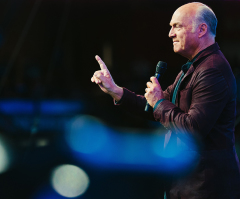 Greg Laurie's Palm Sunday webcast draws 1.3M viewers, Trump: People are open to the Gospel