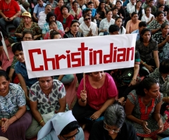 Christian father, son die after alleged police torture in India; 5 officers arrested 