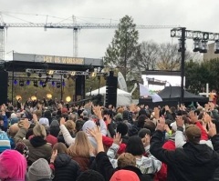 35,000 gather to worship in DC: 'God's at work'