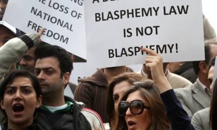 Pakistani court upholds life sentence of Christian man accused of blasphemous text messages