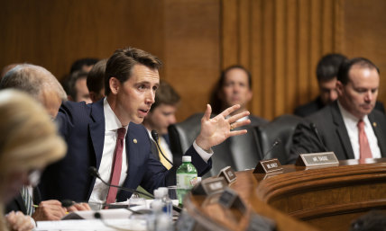 Sen. Hawley urges USCIRF to add Canada to Watch List, says religious freedom is 'in peril'