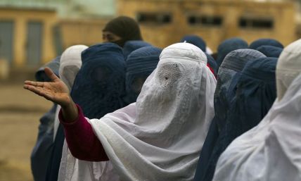 Retired general reacts to US troop withdrawal from Afghanistan, raises concerns for women
