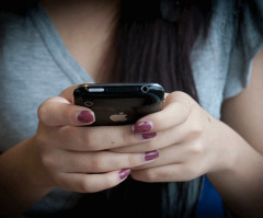 Parents, here are 5 ways to talk about sexting with your kids