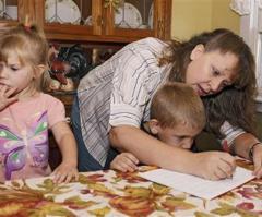 Homeschooling is on the rise. Here are 4 tips to effectively homeschool your children.