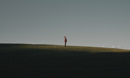Set your eyes on Jesus, not on pleasure
