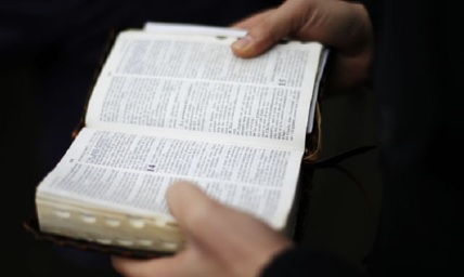 8 keys to having a global hermeneutic
