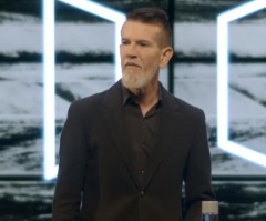 Hillsong Phoenix pastor announces separation from Hillsong Church, calls for investigation of board