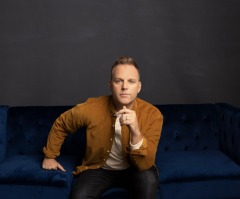 Matthew West shares moving story behind single 'Wonderful Life': All stories have 'broken chapters'