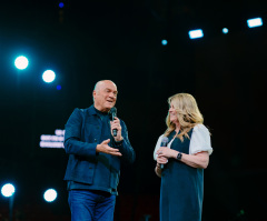 Over 3K accept invitations to Christ at Greg Laurie's Harvest crusade in Idaho