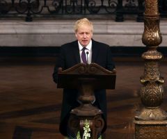 Boris Johnson reads from Philippians at Platinum Jubilee honoring Queen Elizabeth's reign