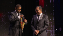 Denzel Washington honors Pastor A.R. Bernard at Museum of the Bible 'Blessing of the Elders' ceremony