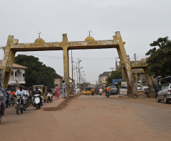 Suspected ISWAP terrorists kill over 20 Christians, abduct priest after shooting their way into church 