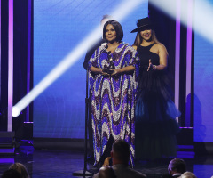 CeCe Winans makes history with win at GMA Dove Awards; Crowder, Maverick City Music among winners
