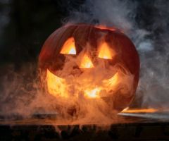 Only 13% of pastors advise Christians to avoid Halloween completely, survey finds