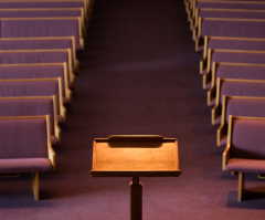 Hundreds of Southern Baptist pastors call for SBC amendment to ban female pastors