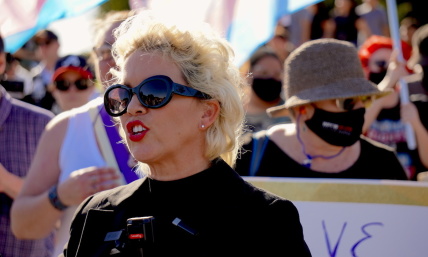 Let Women Speak rally drowned out by trans activists before police intervention; 1 arrested