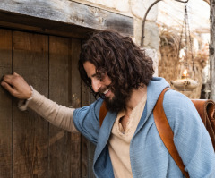 'The Chosen' actor Jonathan Roumie says playing Jesus taught him to be totally dependent on God 