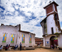 Uganda: Muslim extremists burn down house church, beat 2 Christian converts in separate attacks