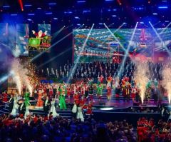 Review: Texas megachurch glorifies the incarnation in 'Gift of Christmas' extravaganza