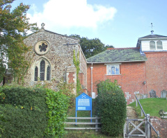 Congregation on high alert after dead animal found hanging on flagpole, pastor suspects satanists