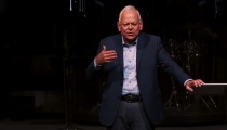 Ex-SBC Pres. Johnny Hunt returns to pulpit after allegation he sexually assaulted pastor’s wife 12 years ago