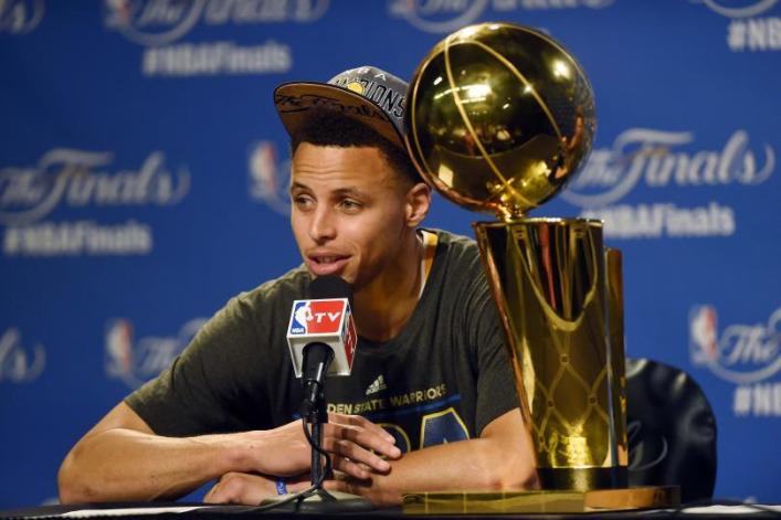 NBA star Steph Curry opposes multi-family housing project near $30M California mansion