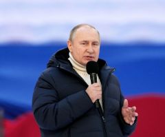 Putin claims West trying to destroy the family institution by normalizing gay marriage, 'pedophilia'
