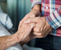 Doctor who helped healthy woman die with sick husband acquitted