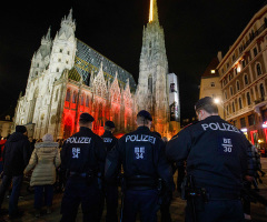 Vienna police warn of 'Islamist-motivated attack' on churches, houses of worship