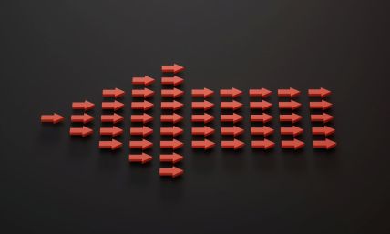 The agreement paradox: Reducing political polarization through disagreement