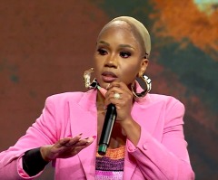Sarah Jakes Roberts removes wig while preaching, says God's Word is more valuable than looks