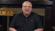 Rick Warren says Saddleback Church disagrees with 'only 1 word' in SBC doctrine: men